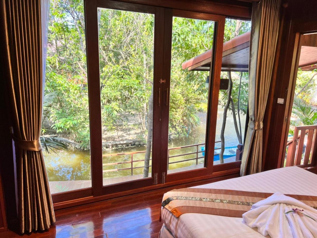 บ้านสวนในฝัน-ตลาดน้ำท่าคา Samut Songkhram Exterior photo